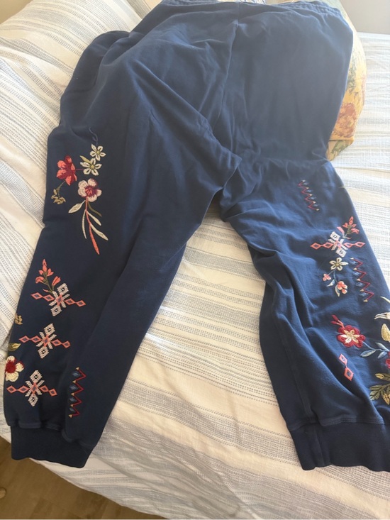 Johnny Was Pants - Johnny Was Woman's Navy Embroidered Jogger Pants 1X